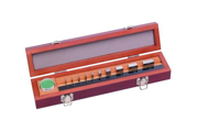 Immagine di Gauge Block Set, Metric, JCSS Cert., ISO
10 Blocks, Grade 1, Steel, Opt. Parallel 12mm